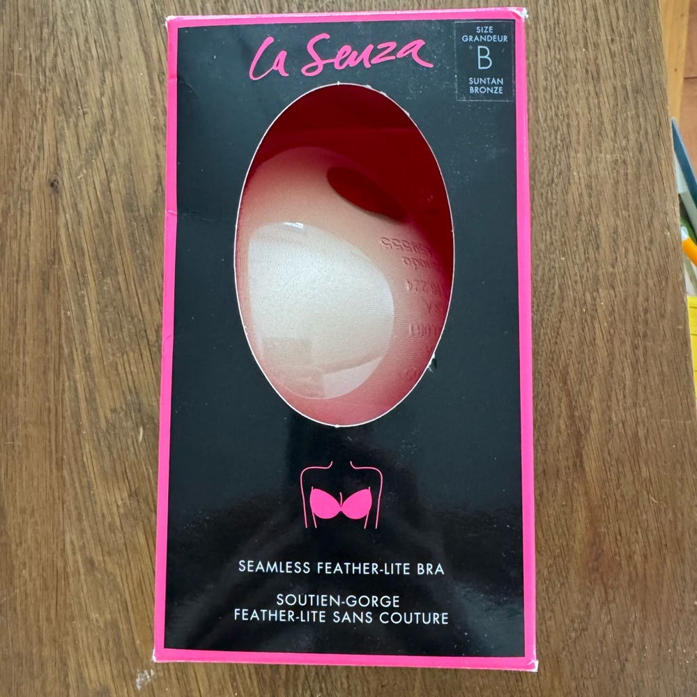 La Senza Seamless Feather-Lite Backless Bra